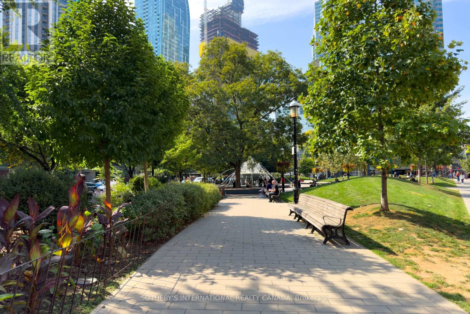 2004 - 88 Scott Street, Toronto, Ontario  M5E 0A9 - Photo 46 - C12236964
