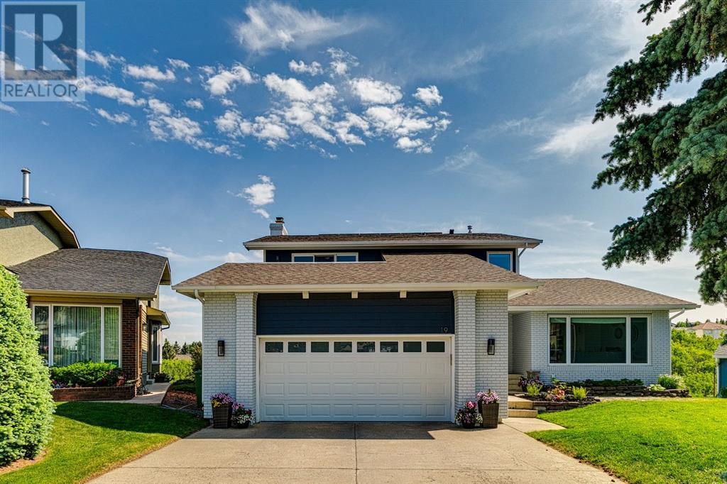 Property at 19 Strathcona Bay SW image 5