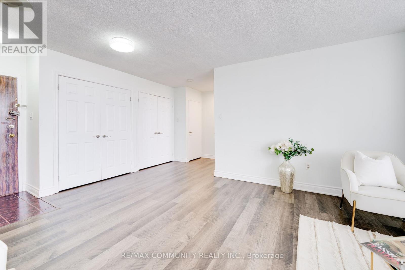 1002 - 301 Prudential Drive, Toronto, Ontario  M1P 4V3 - Photo 17 - E12236679