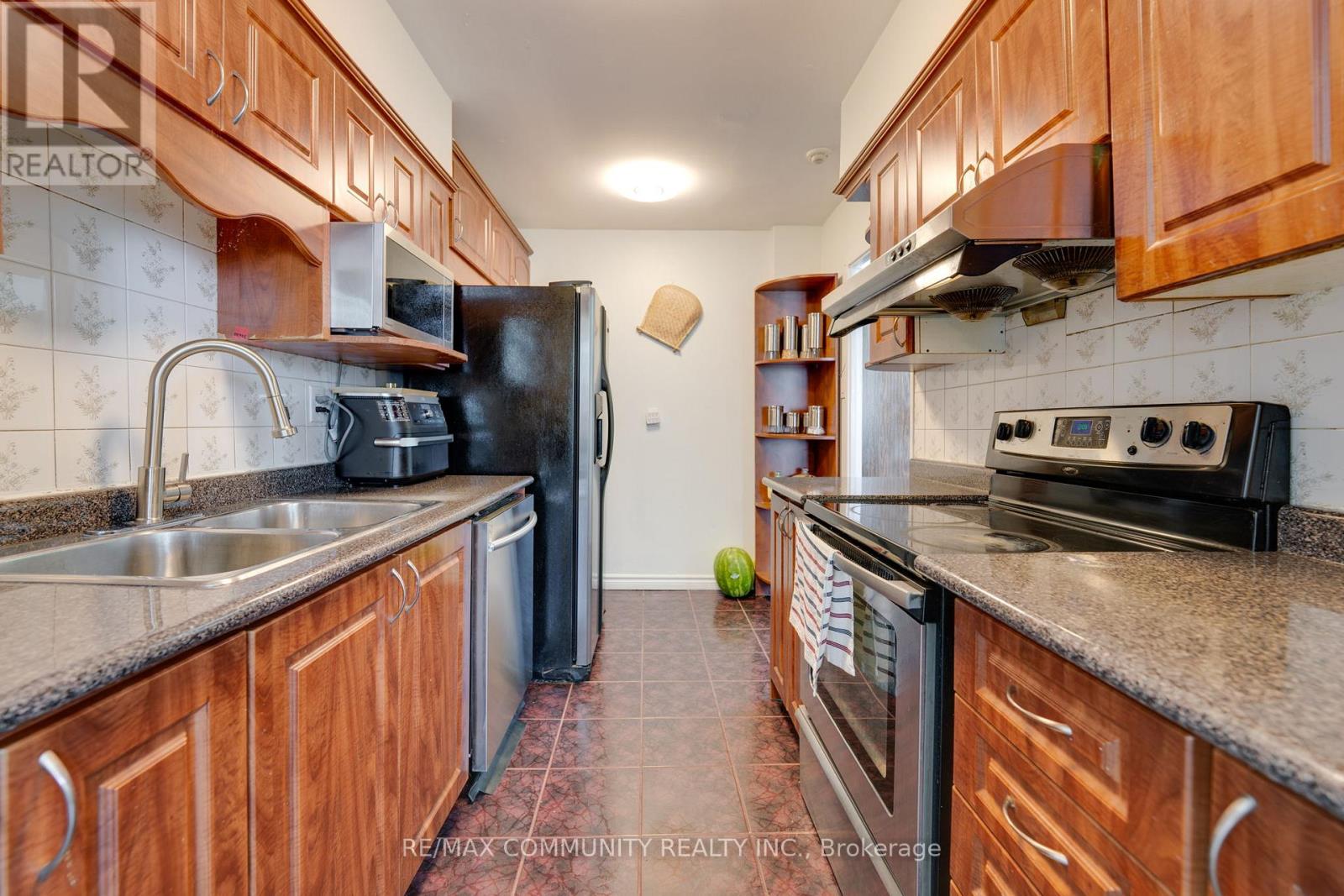 1002 - 301 Prudential Drive, Toronto, Ontario  M1P 4V3 - Photo 19 - E12236679