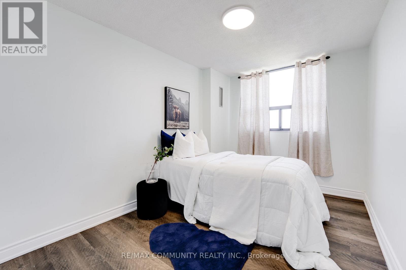 1002 - 301 Prudential Drive, Toronto, Ontario  M1P 4V3 - Photo 4 - E12236679