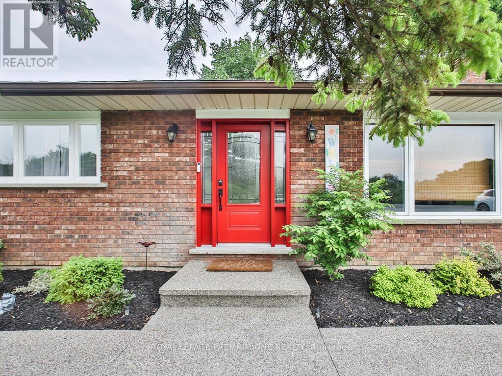 995 Canal Road, Bradford West Gwillimbury, Ontario  L3Z 2A6 - Photo 3 - N12236815