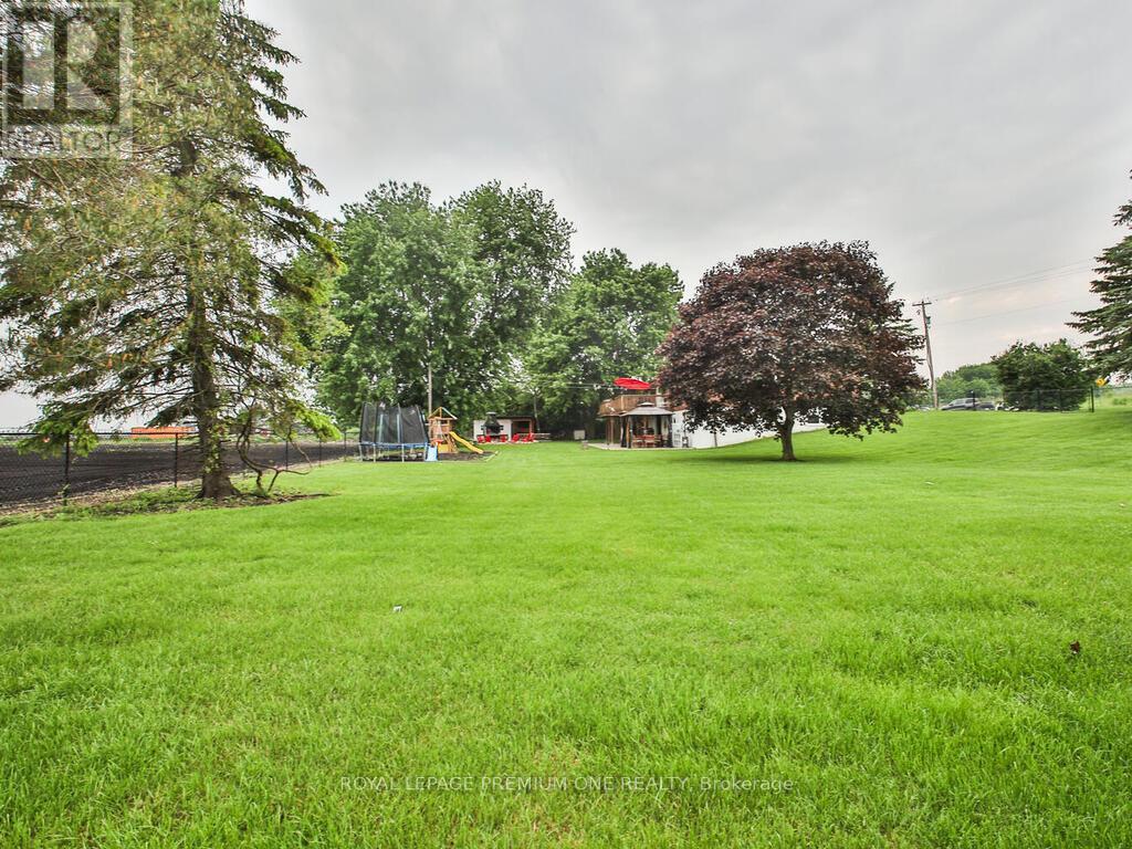 995 Canal Road, Bradford West Gwillimbury, Ontario  L3Z 2A6 - Photo 48 - N12236815