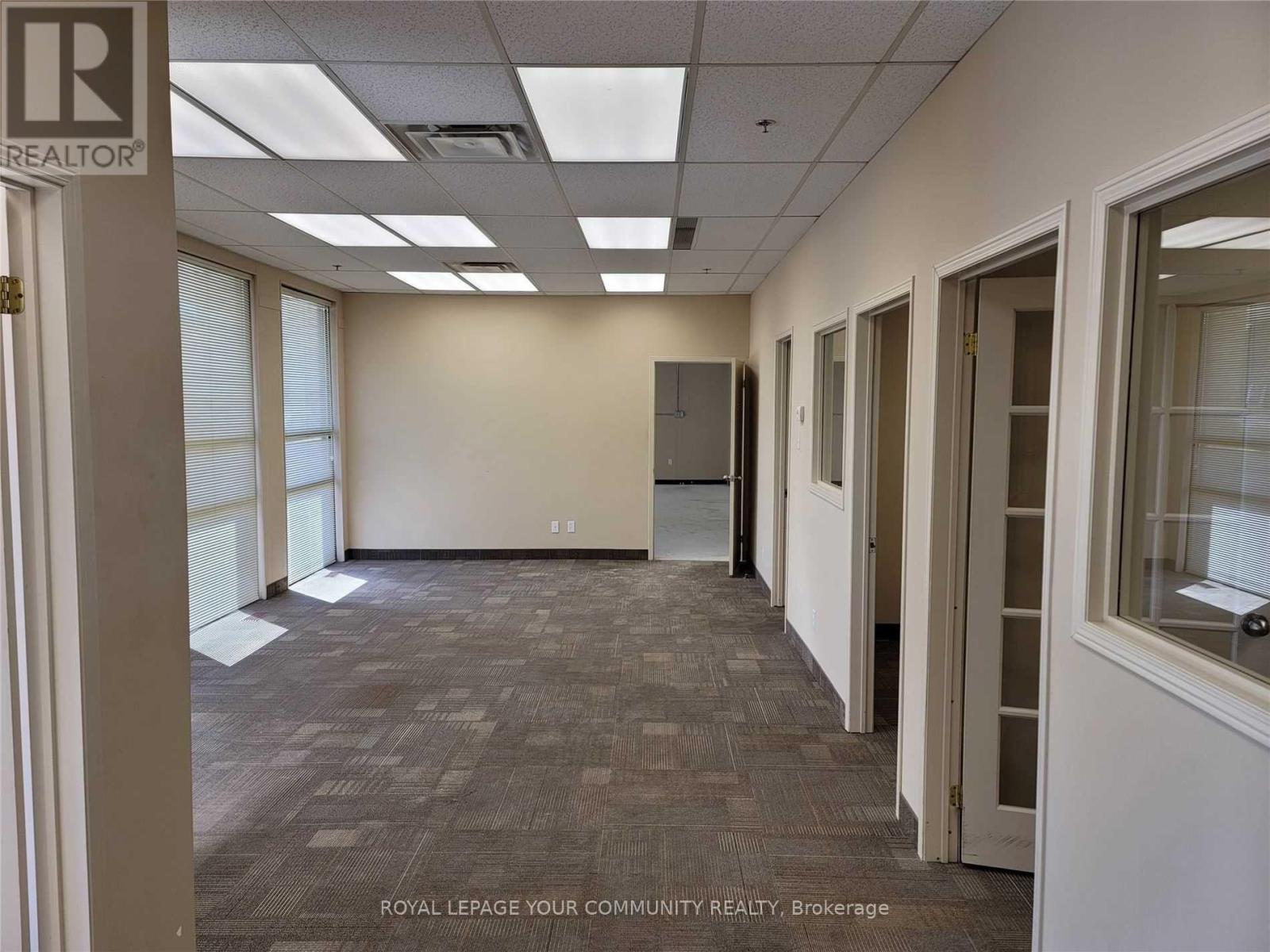18 Denison Street, Markham, Ontario  L3R 1B6 - Photo 4 - N12236876