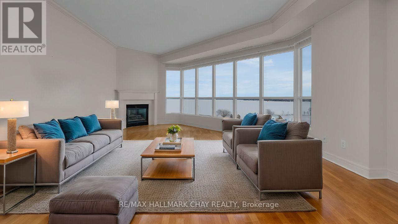 Property at 811 - 2 TORONTO STREET image 4