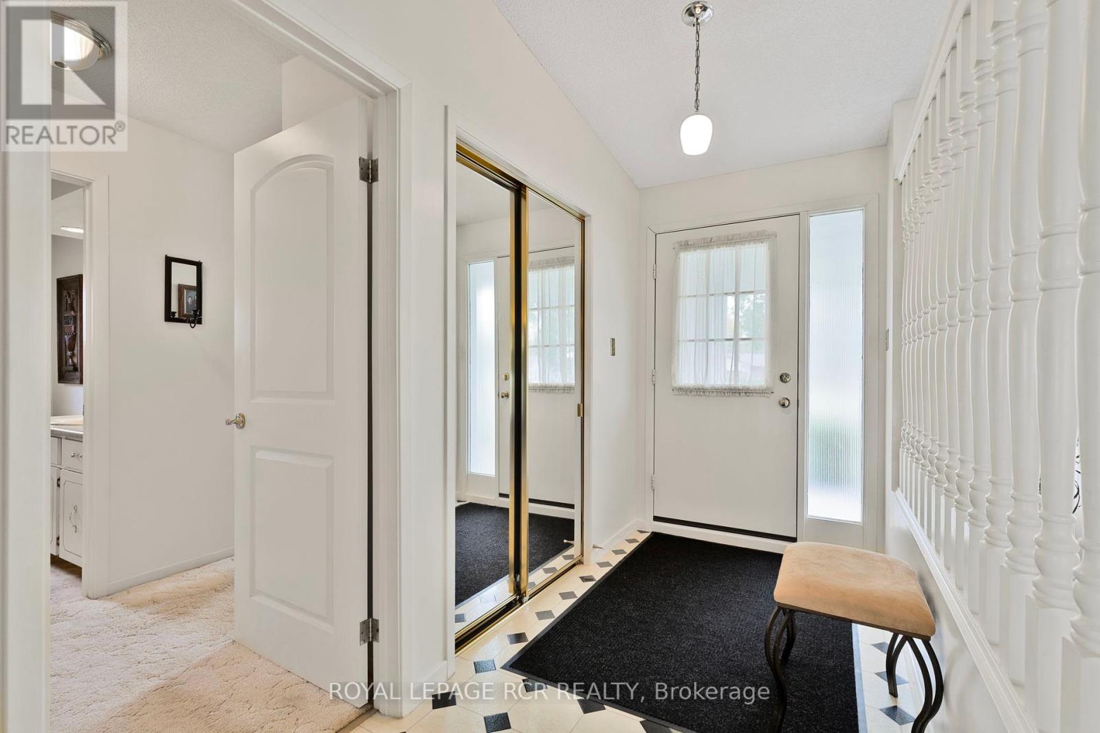 Property at 5 PARK LANE image 5