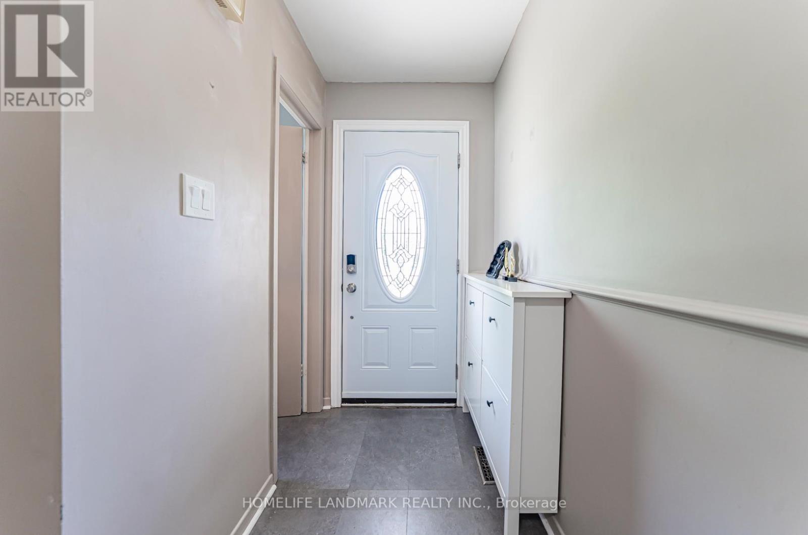Property at 2581 WINDJAMMER ROAD image 4