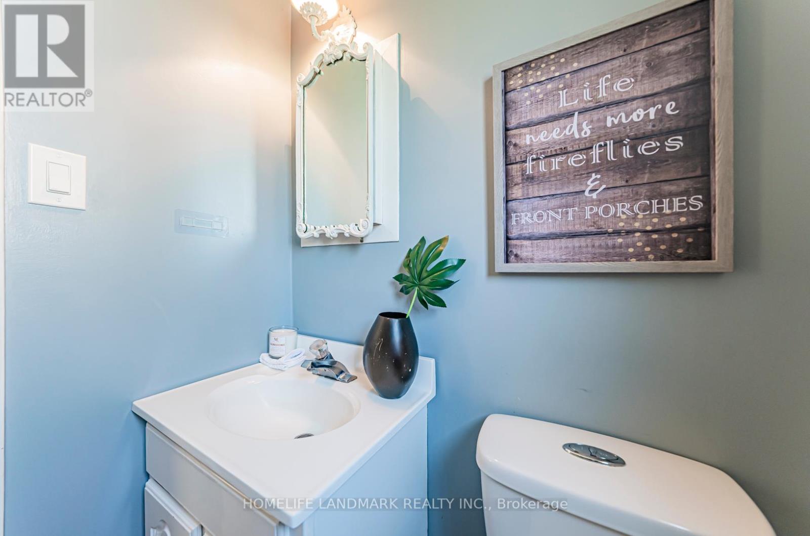 Property at 2581 WINDJAMMER ROAD image 5