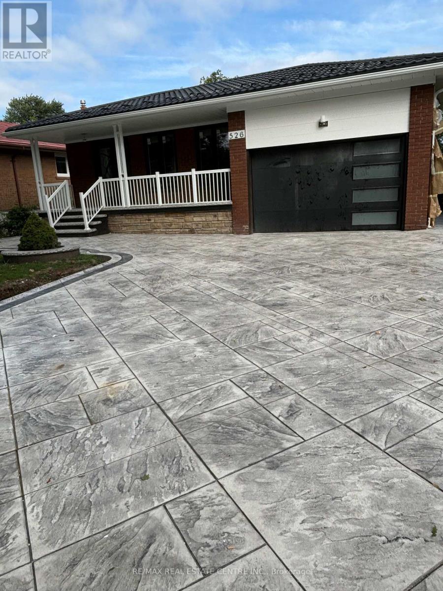 Property at 526 SELSEY DRIVE image 2