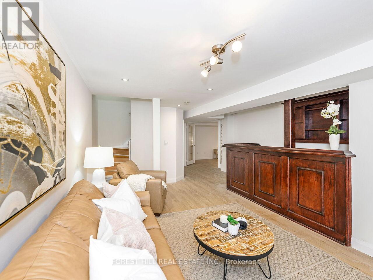 1575 Samuelson Circle, Mississauga (Meadowvale Village), Ontario  L5N 8A2 - Photo 25 - W12236866