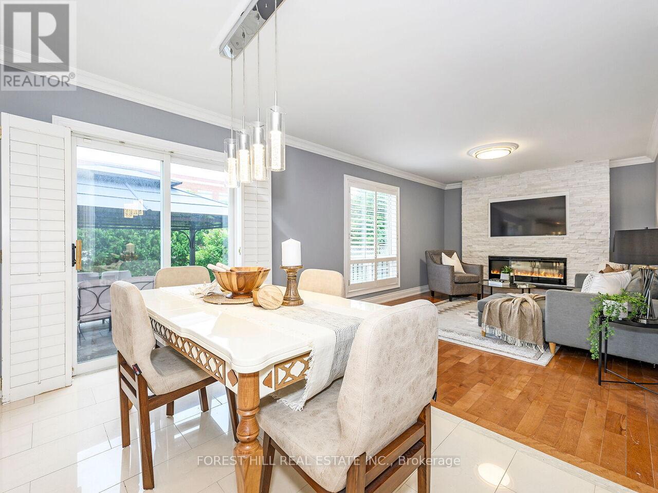 1575 Samuelson Circle, Mississauga (Meadowvale Village), Ontario  L5N 8A2 - Photo 8 - W12236866