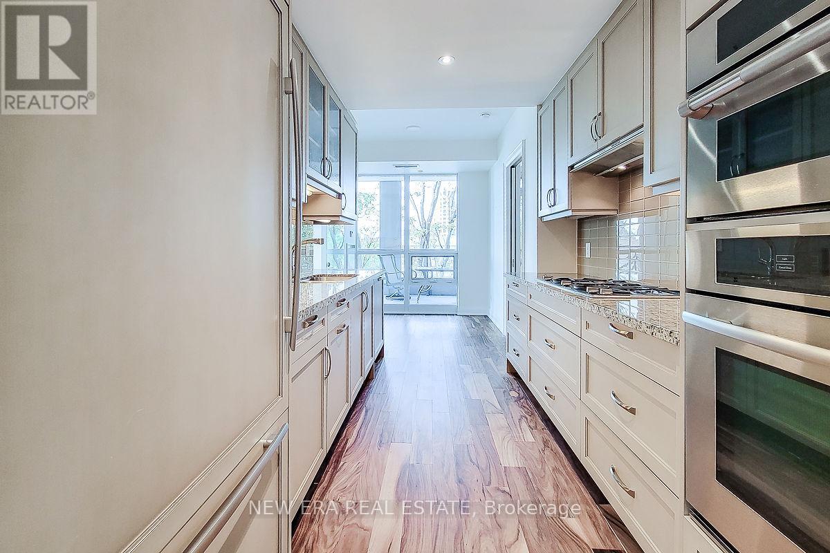 323 - 11 Bronte Road, Oakville (Br Bronte), Ontario  L6L 0E1 - Photo 14 - W12236971