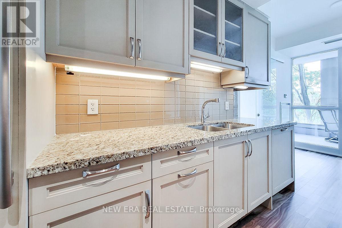 323 - 11 Bronte Road, Oakville (Br Bronte), Ontario  L6L 0E1 - Photo 15 - W12236971