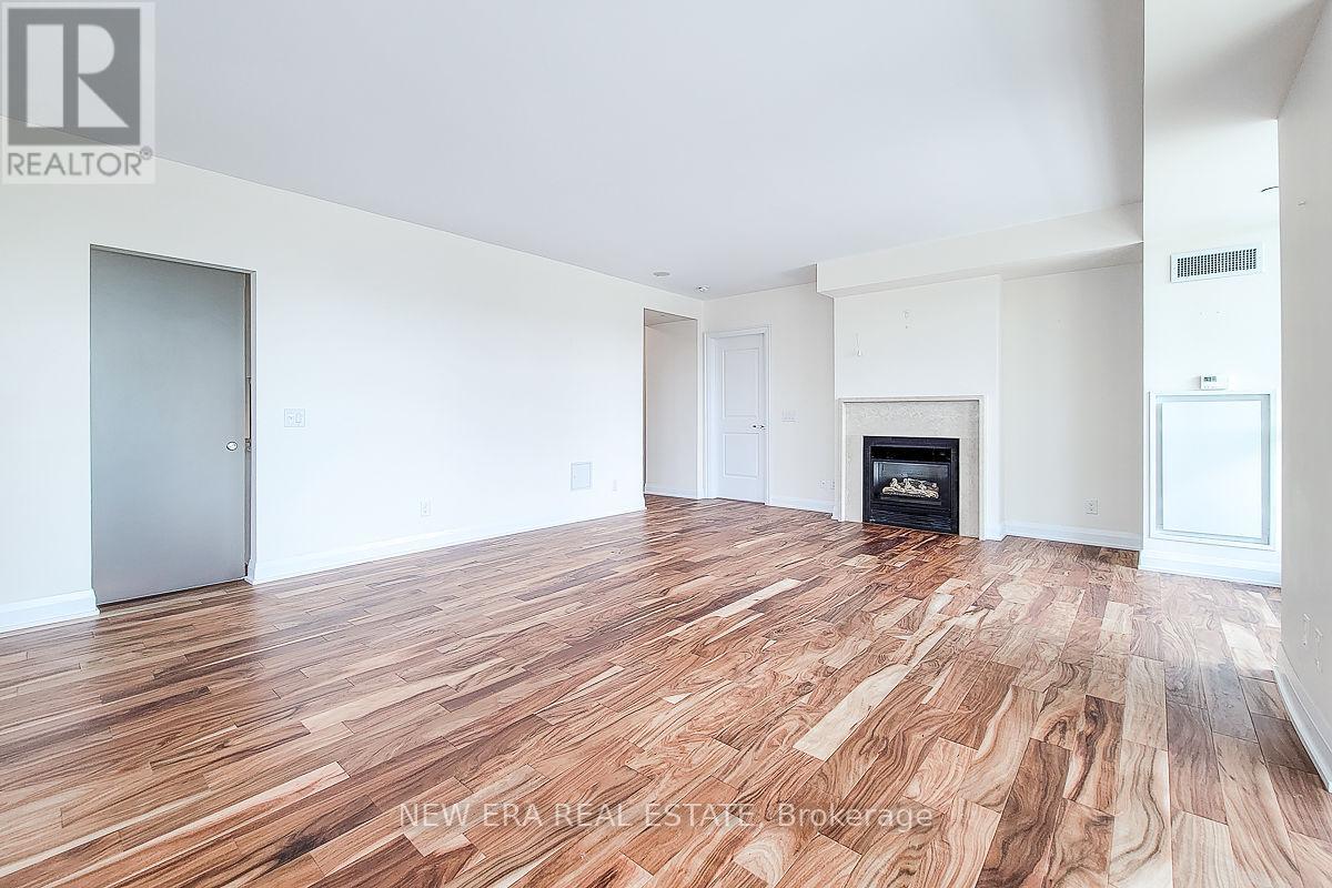 323 - 11 Bronte Road, Oakville (Br Bronte), Ontario  L6L 0E1 - Photo 9 - W12236971