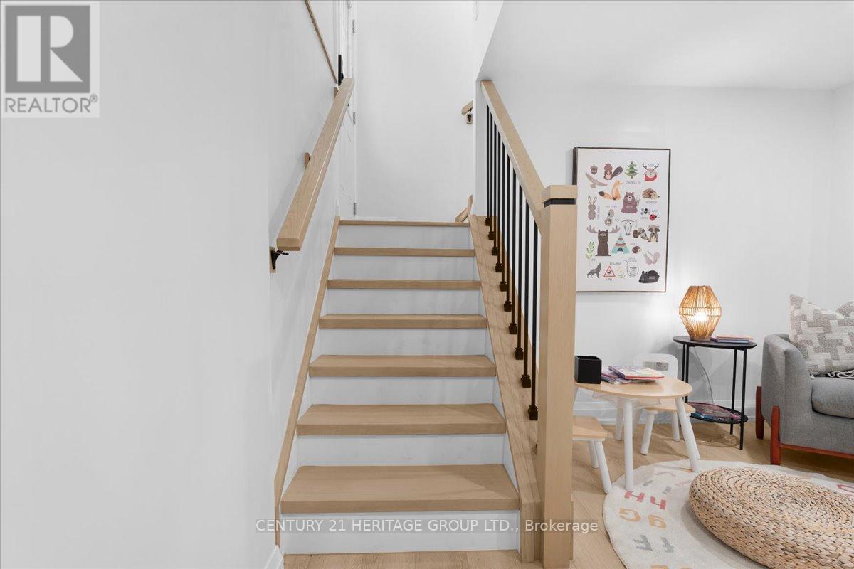 15 Mellenby Street, Hamilton (Stoney Creek Mountain), Ontario  L8J 1E6 - Photo 30 - X12236765