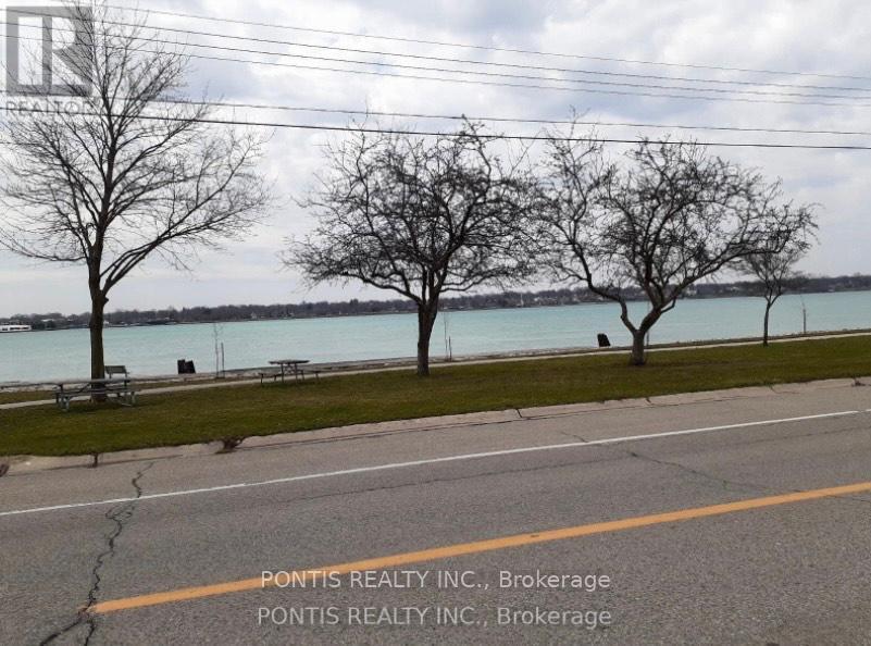 7059 Dufferin Avenue, Chatham-Kent (Wallaceburg), Ontario  N8A 4N3 - Photo 6 - X12236838