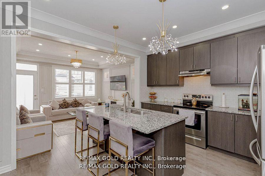 Property at 297 EQUESTRIAN WAY image 1