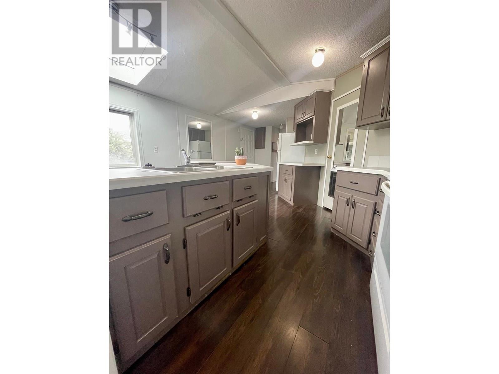100 Industrial Road 1 Road Unit# 74, Sparwood, British Columbia  V0B 2G1 - Photo 8 - 10352390
