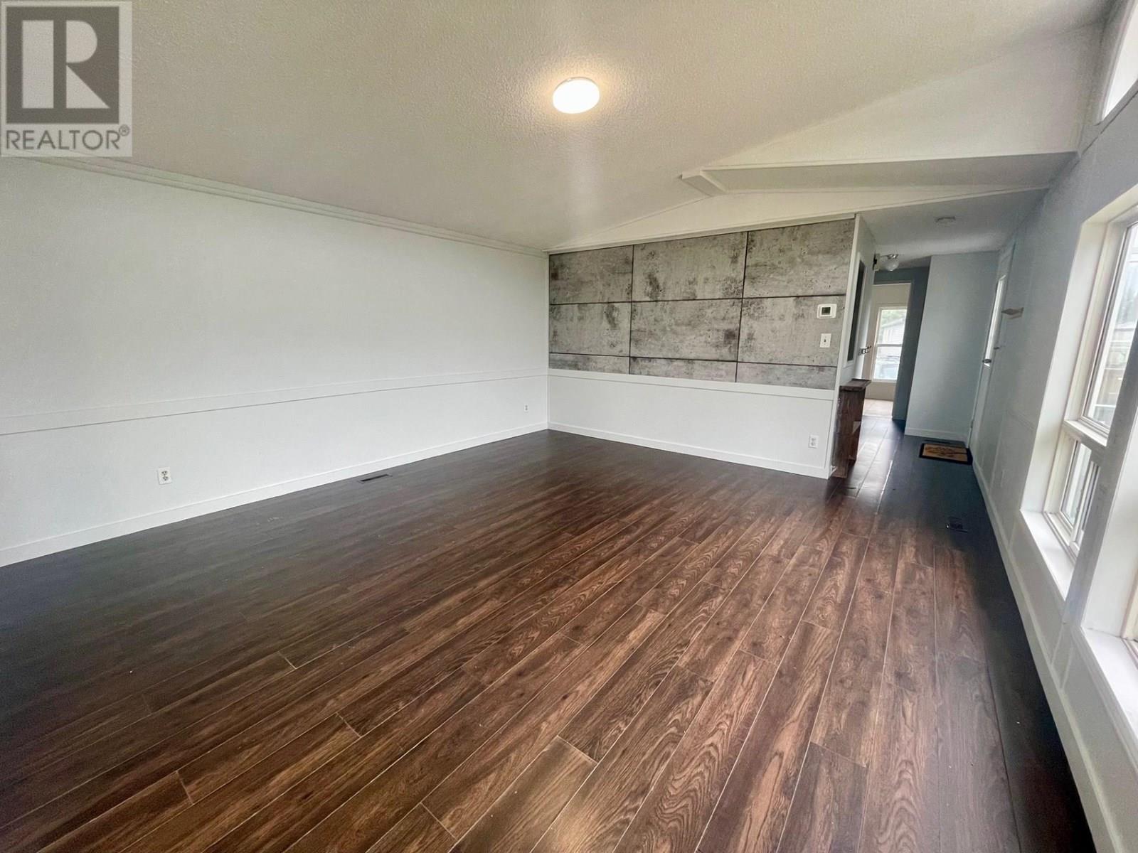 100 Industrial Road 1 Road Unit# 74, Sparwood, British Columbia  V0B 2G1 - Photo 3 - 10352390