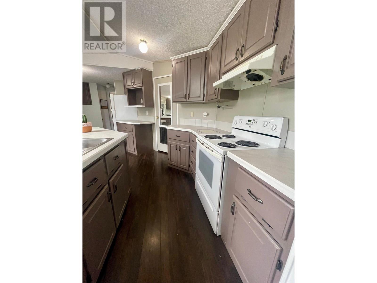 100 Industrial Road 1 Road Unit# 74, Sparwood, British Columbia  V0B 2G1 - Photo 7 - 10352390