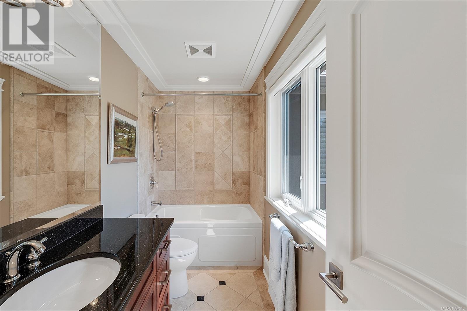Property at 1867 Marina Way image 4