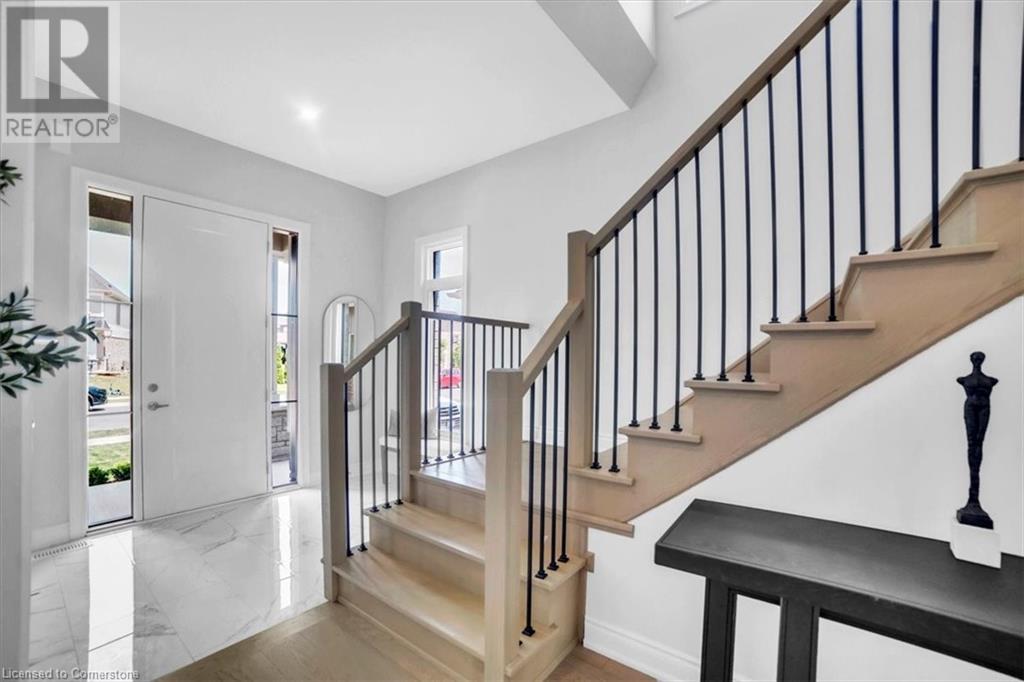 87 Aquasanta Crescent, Hamilton, Ontario  L9B 0J9 - Photo 13 - 40743700