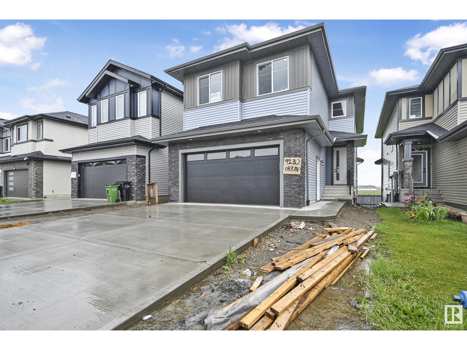 Property at 9232 183 AV NW image 1