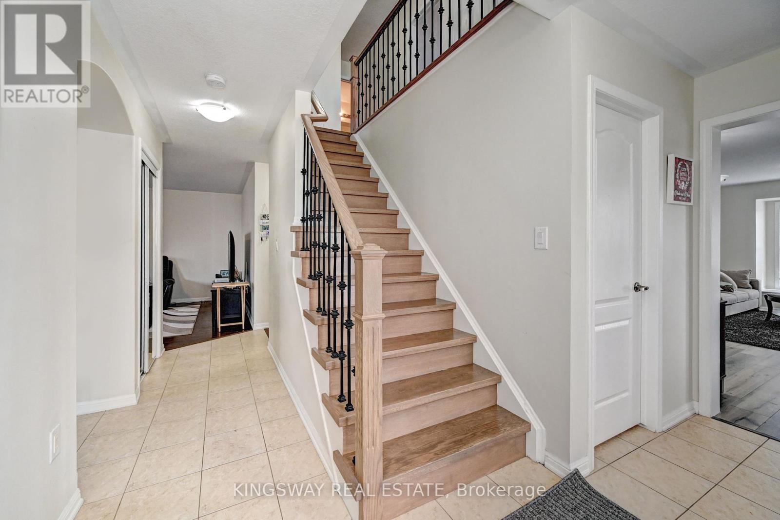 Property at 4 DALTON DRIVE image 2