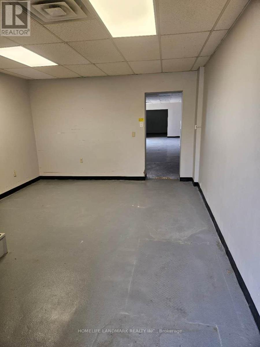 Unit 3 And 4 - 213 The Queensway Avenue S, Georgina, Ontario  L4P 2A3 - Photo 8 - N12237031