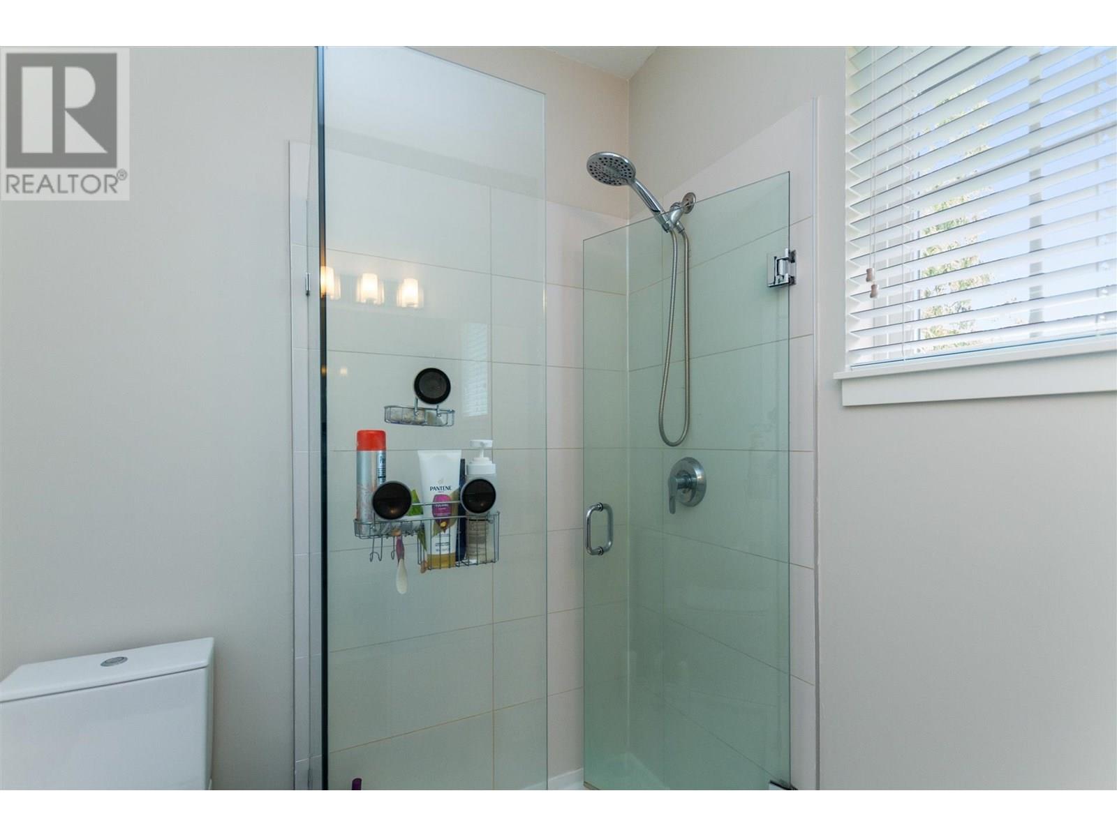 6 5108 Claude Avenue, Burnaby, British Columbia  V5E 0C1 - Photo 8 - R3017995