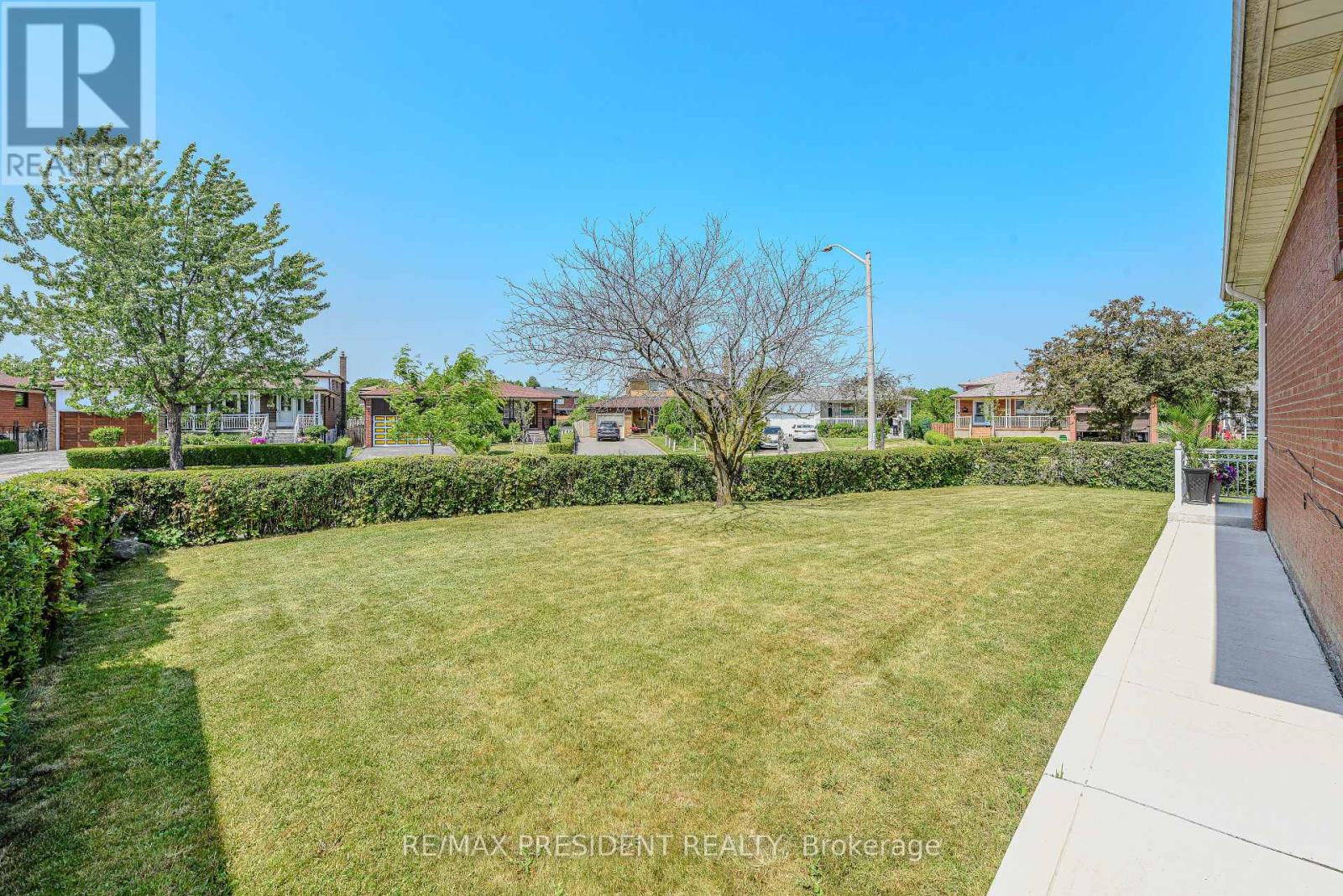3686 Darla Drive, Mississauga, Ontario  L4T 2C9 - Photo 40 - W12237017