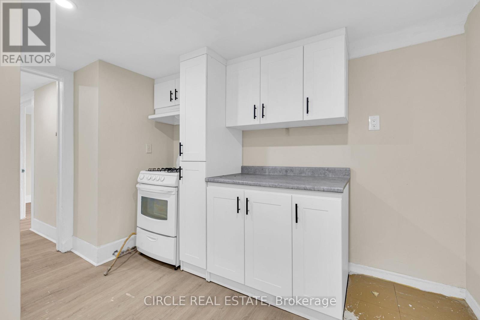 945-951 Wellington Avenue, Windsor, Ontario  N9A 5K2 - Photo 16 - X12237025