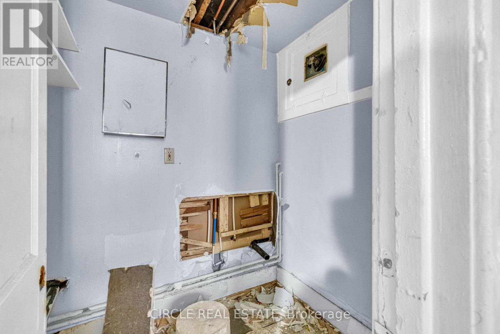 945-951 Wellington Avenue, Windsor, Ontario  N9A 5K2 - Photo 34 - X12237025