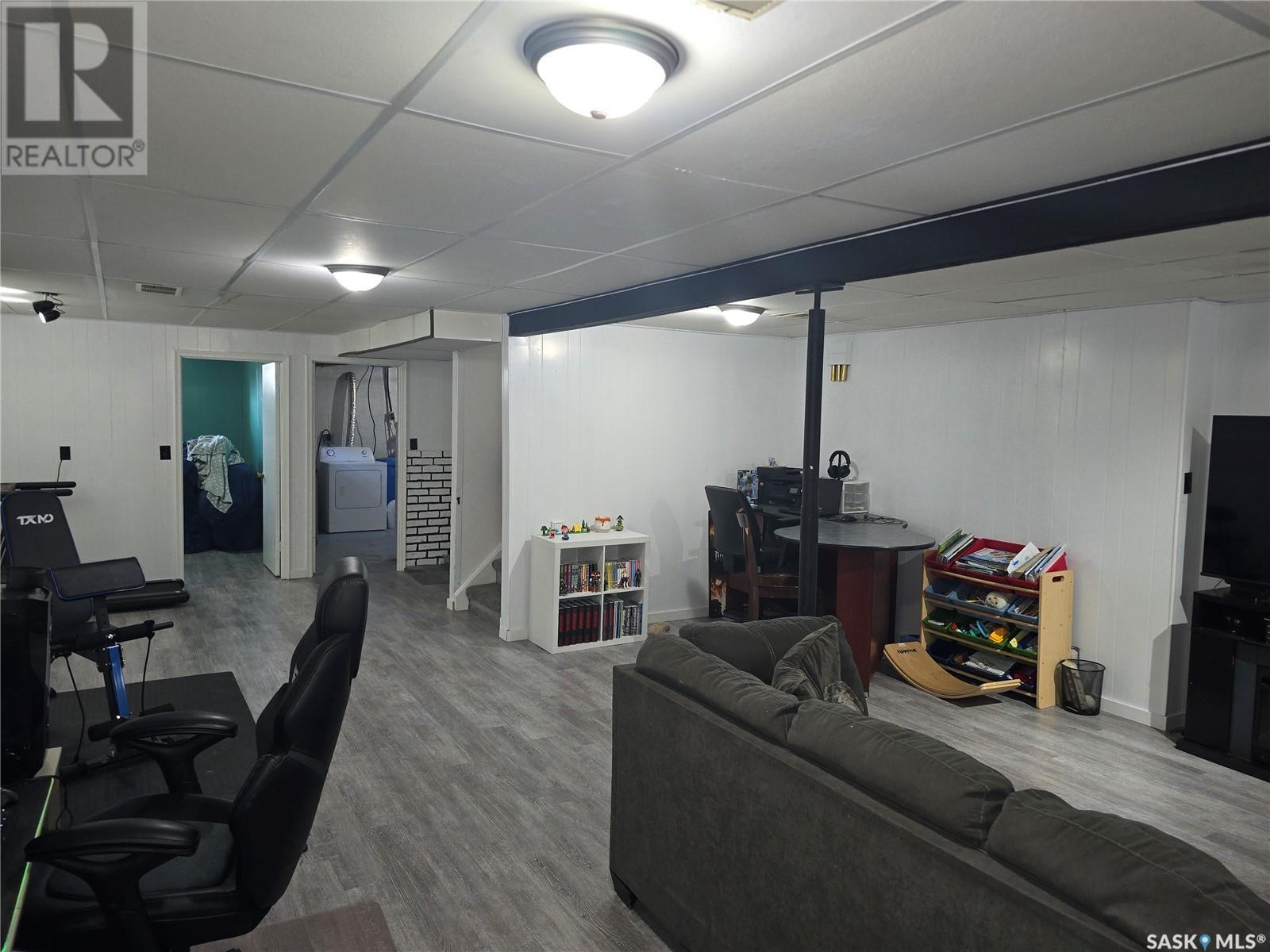 212 8th Street E, Wynyard, Saskatchewan  S0A 4T0 - Photo 29 - SK009878