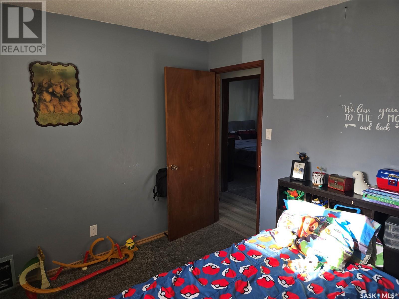 212 8th Street E, Wynyard, Saskatchewan  S0A 4T0 - Photo 14 - SK009878