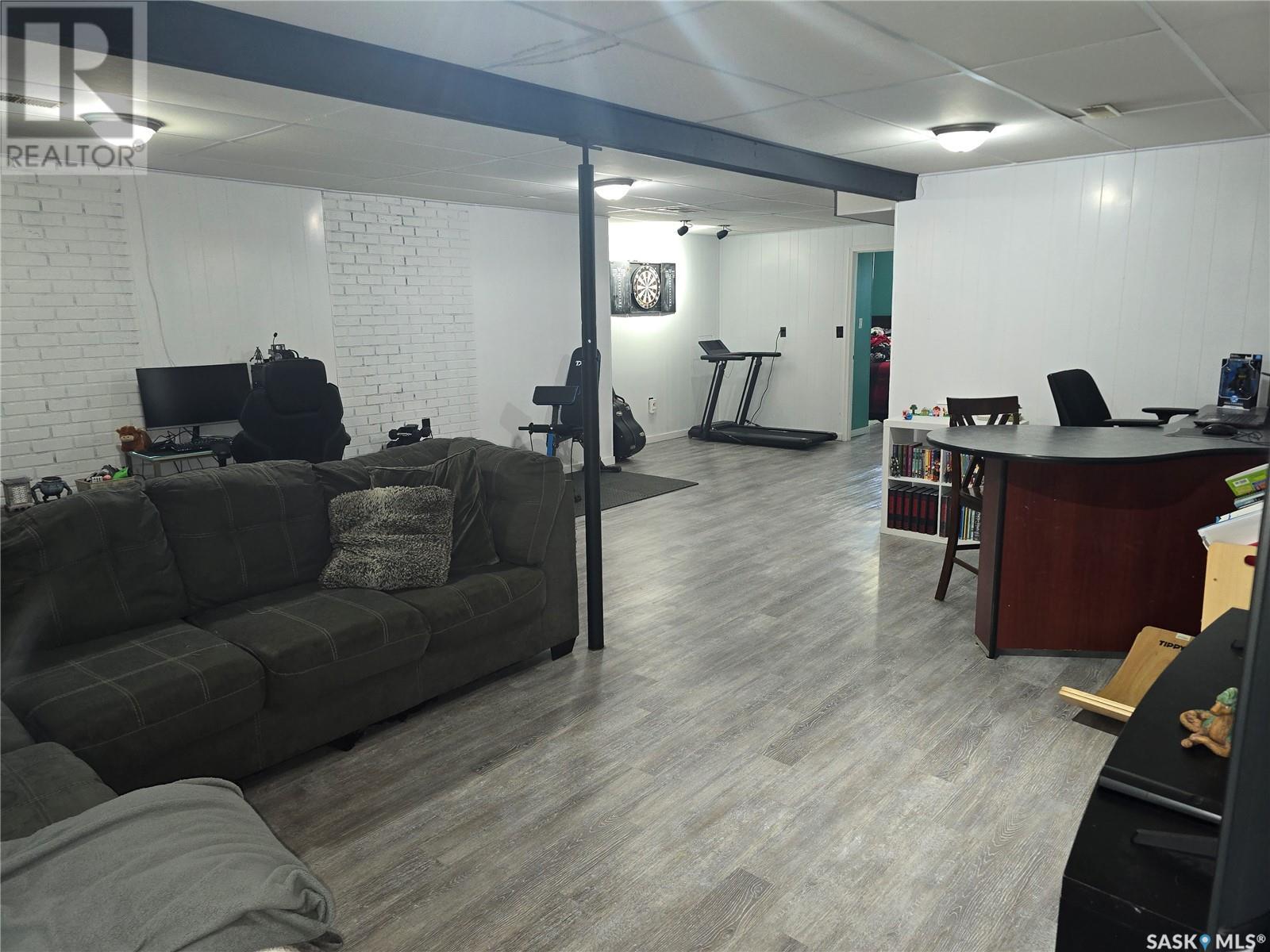 212 8th Street E, Wynyard, Saskatchewan  S0A 4T0 - Photo 28 - SK009878