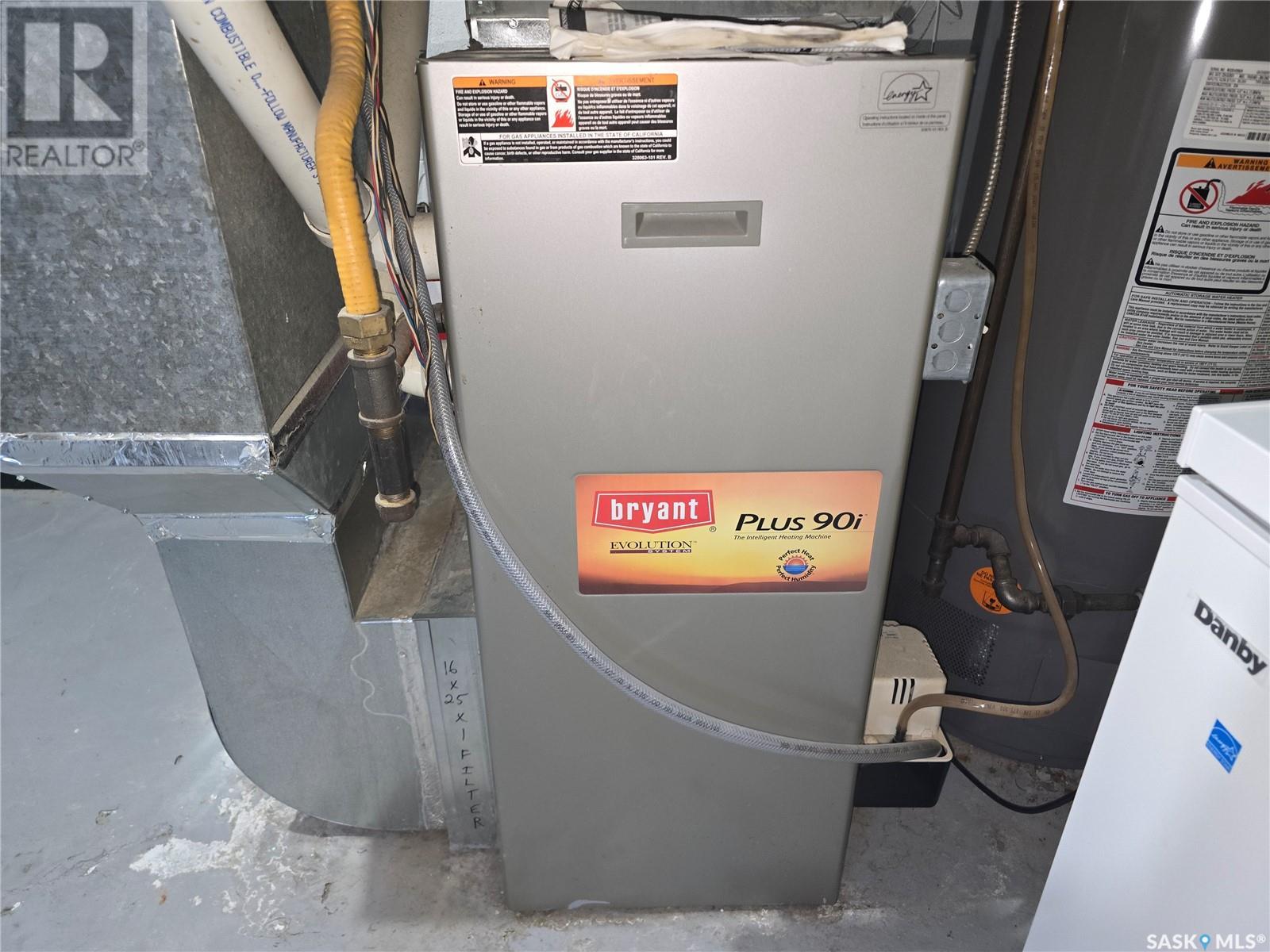 212 8th Street E, Wynyard, Saskatchewan  S0A 4T0 - Photo 33 - SK009878