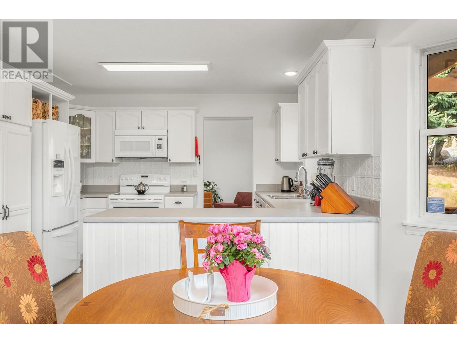 Property at 6733 Foothills Drive image 4