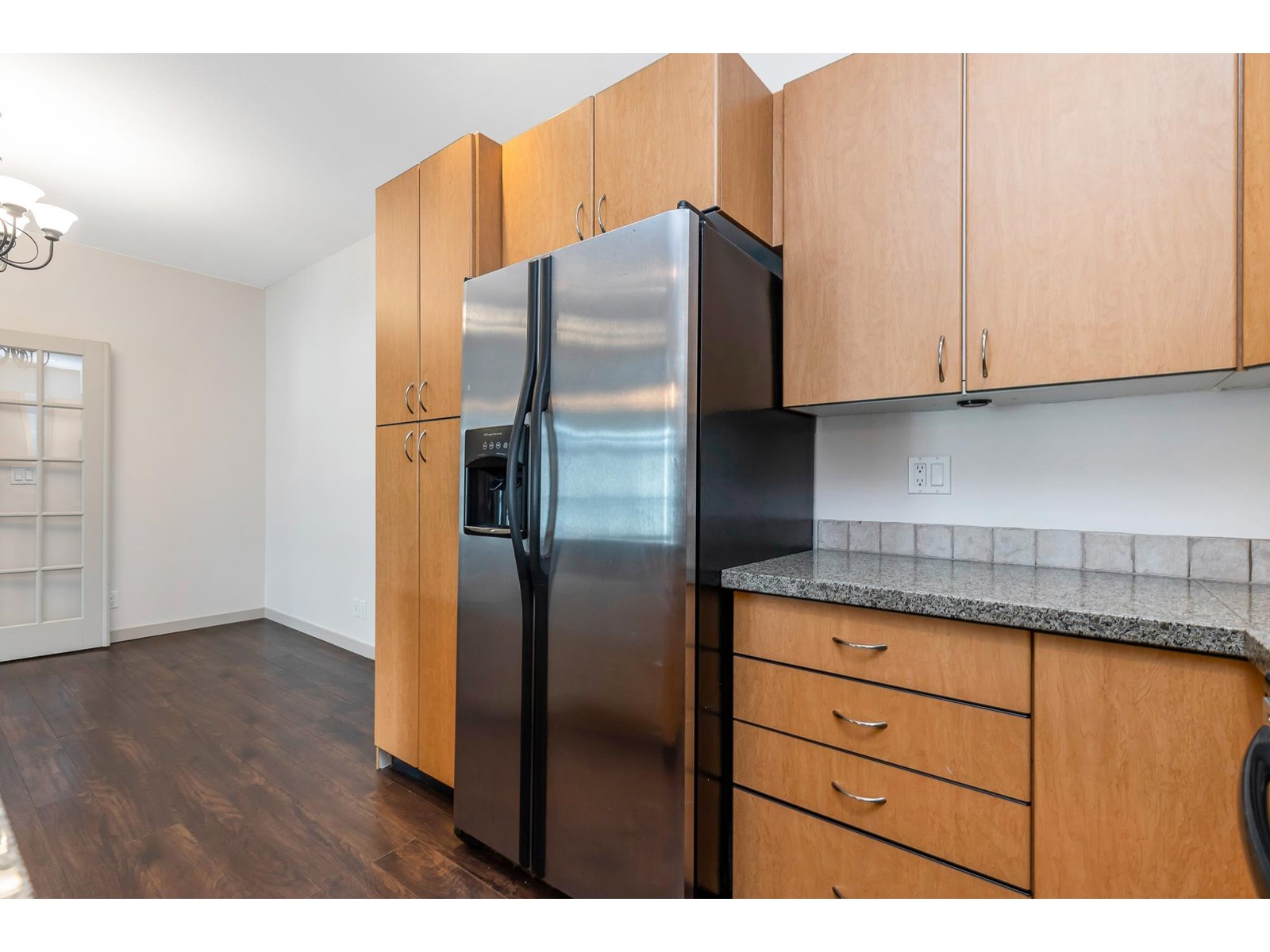 207 33485 South Fraser Way, Abbotsford, British Columbia  V2S 8P9 - Photo 11 - R3017756