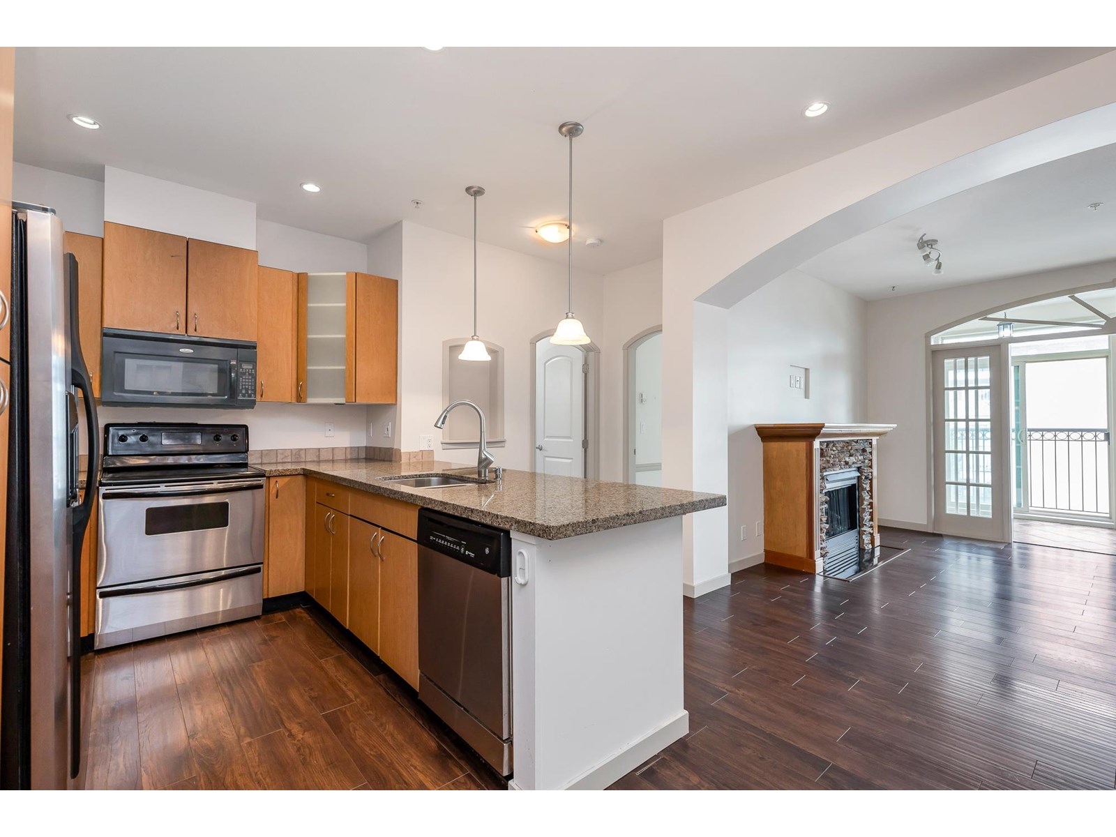 207 33485 South Fraser Way, Abbotsford, British Columbia  V2S 8P9 - Photo 12 - R3017756