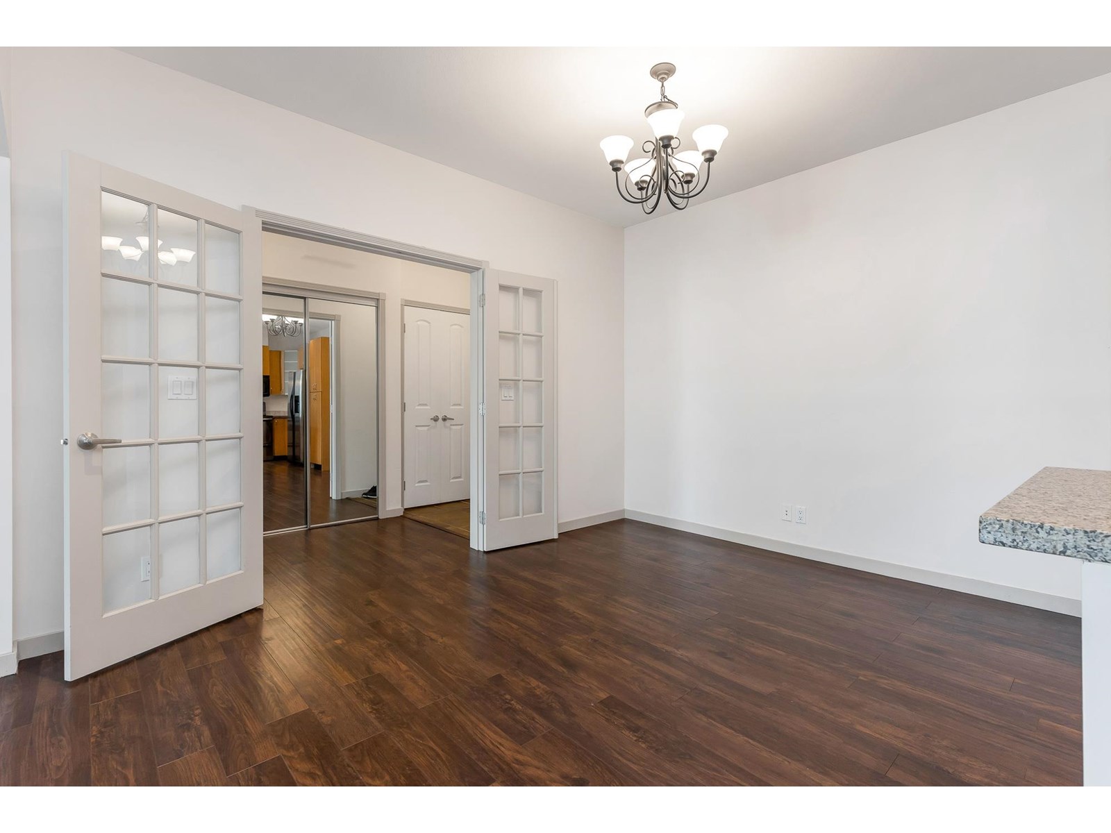 207 33485 South Fraser Way, Abbotsford, British Columbia  V2S 8P9 - Photo 14 - R3017756