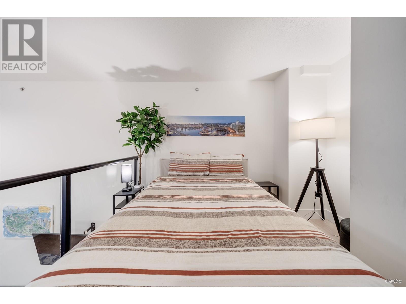 Listing Picture 12 of 25 : 319 933 SEYMOUR STREET, Vancouver / 溫哥華 - 魯藝地產 Yvonne Lu Group - MLS Medallion Club Member