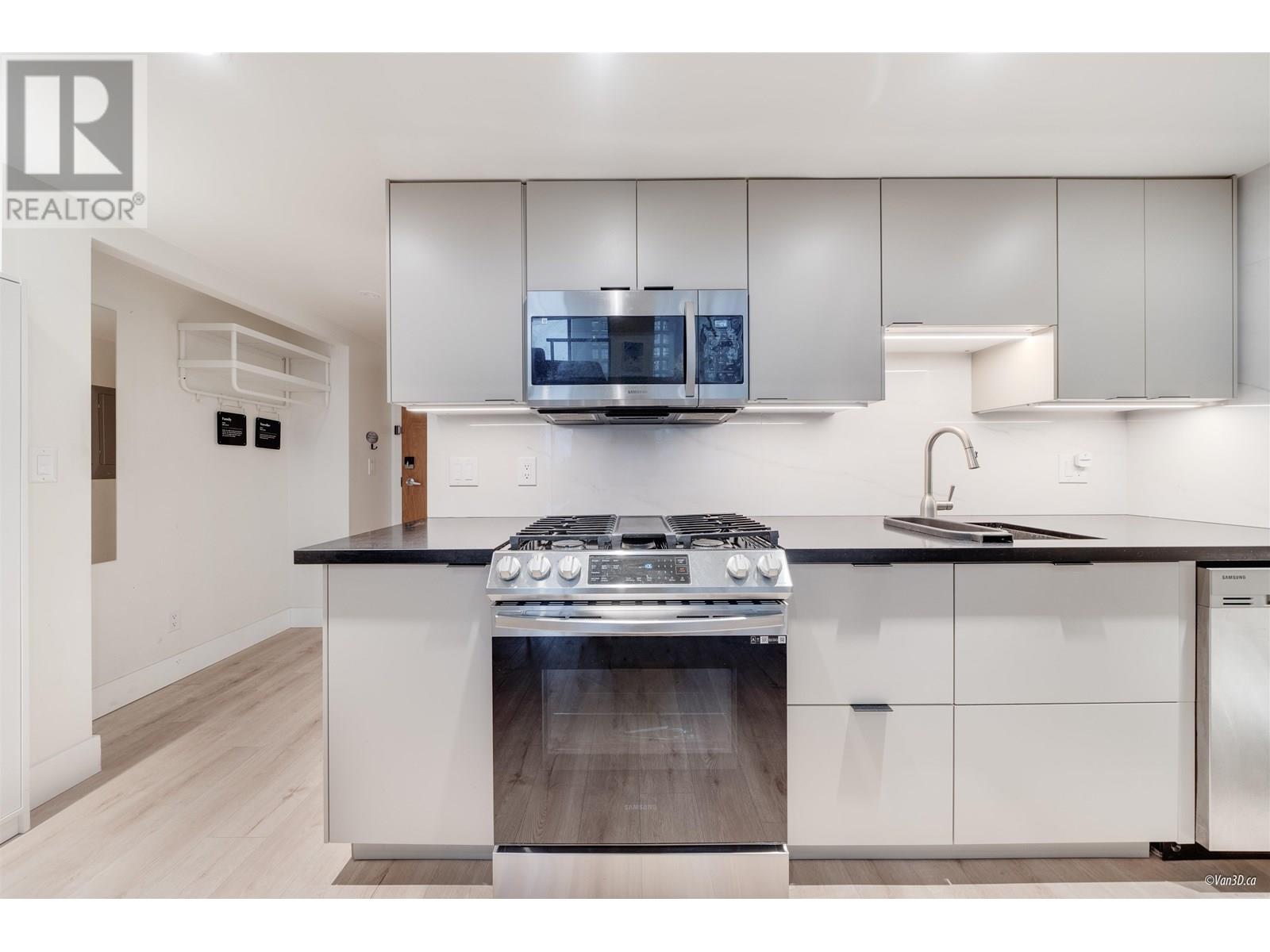 Property at 319 933 SEYMOUR STREET image 3