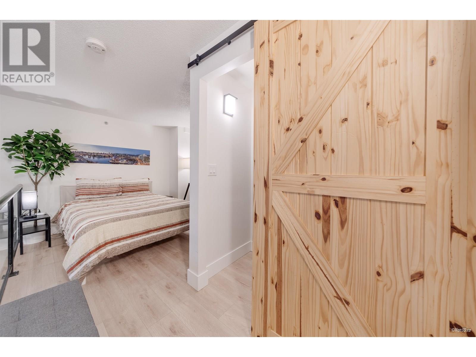 Listing Picture 11 of 25 : 319 933 SEYMOUR STREET, Vancouver / 溫哥華 - 魯藝地產 Yvonne Lu Group - MLS Medallion Club Member