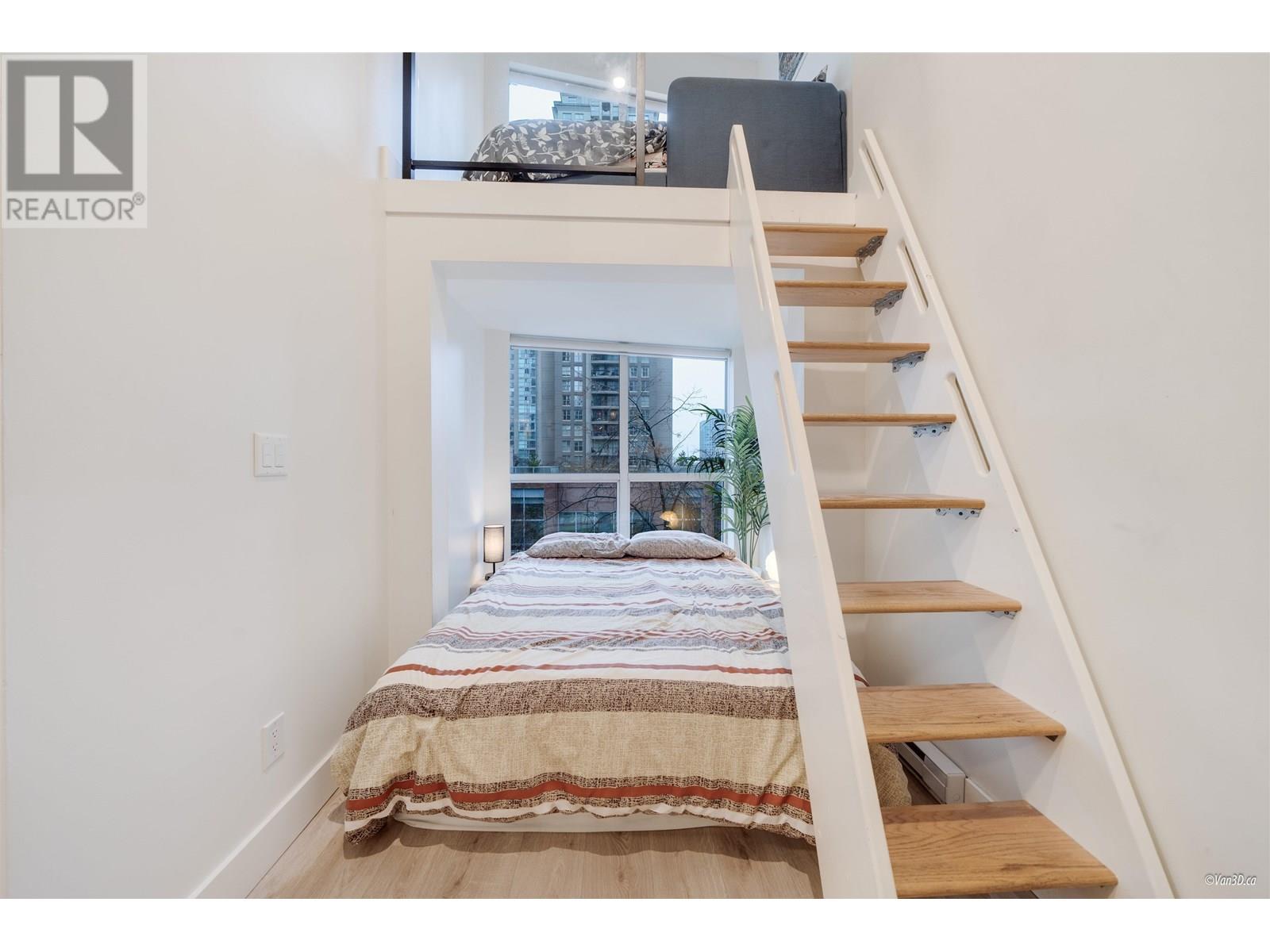 Listing Picture 8 of 25 : 319 933 SEYMOUR STREET, Vancouver / 溫哥華 - 魯藝地產 Yvonne Lu Group - MLS Medallion Club Member