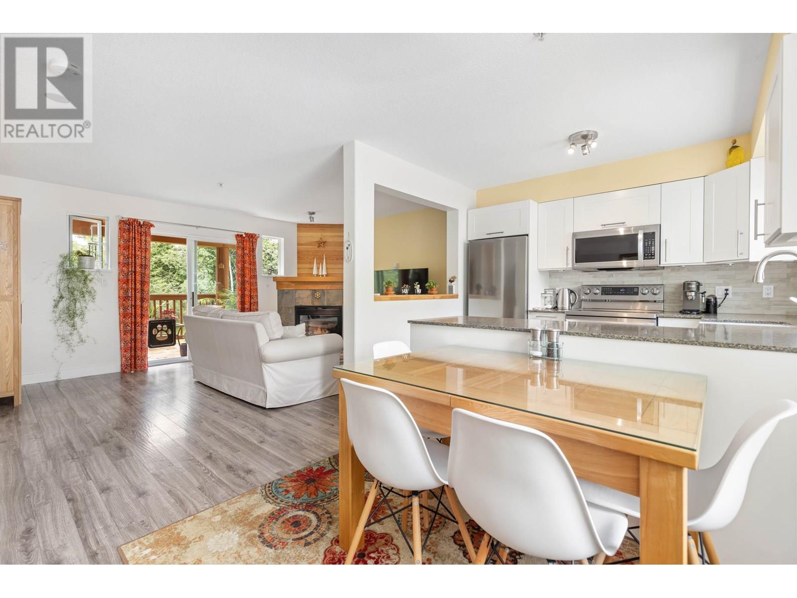 Property at 11 1450 VINE ROAD image 5