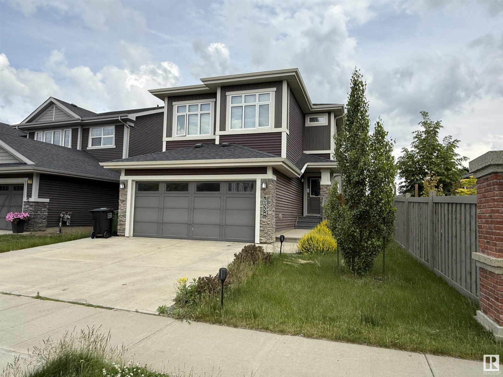 Property at 6035 ROSENTHAL WY NW image 2