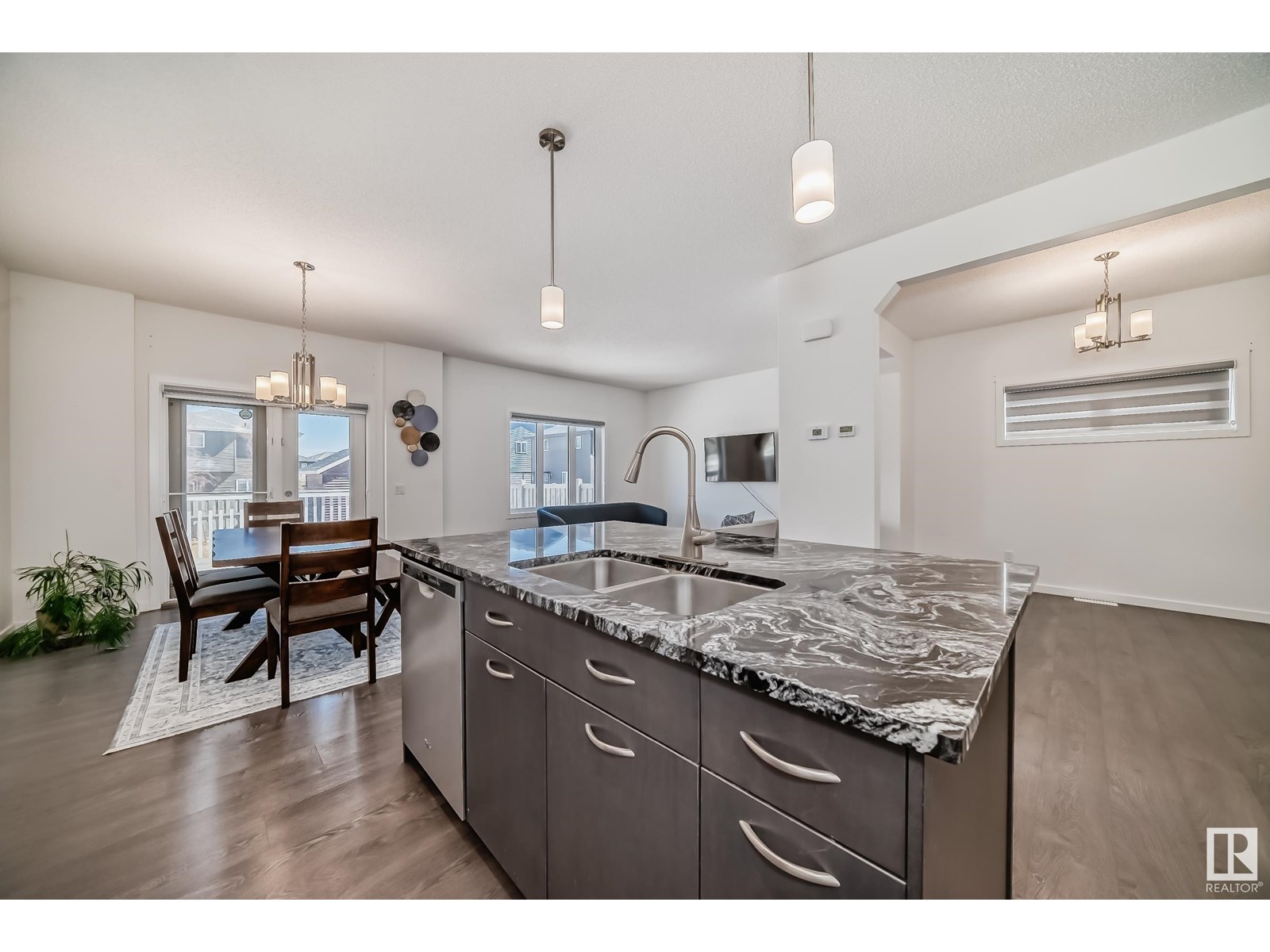 6035 Rosenthal Wy Nw, Edmonton, Alberta  T5T 7E1 - Photo 11 - E4443473