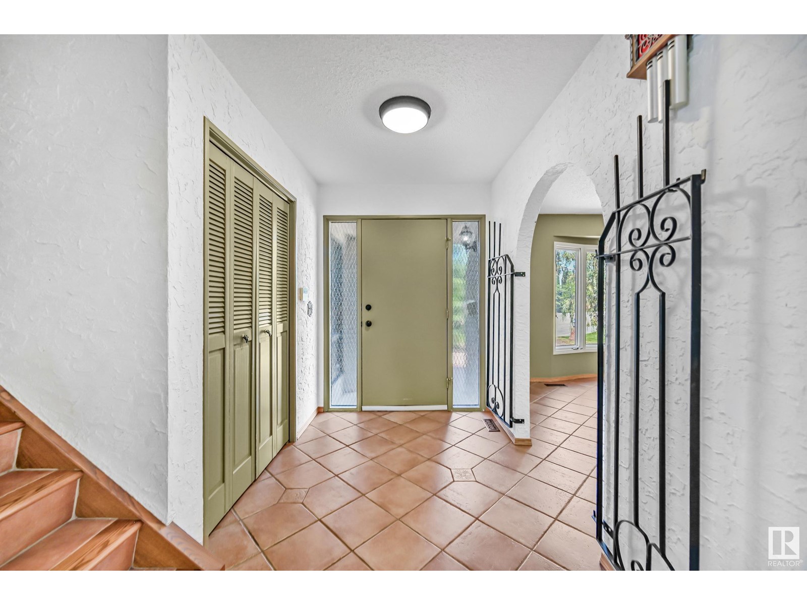 Property at 11505 32A AV NW image 1