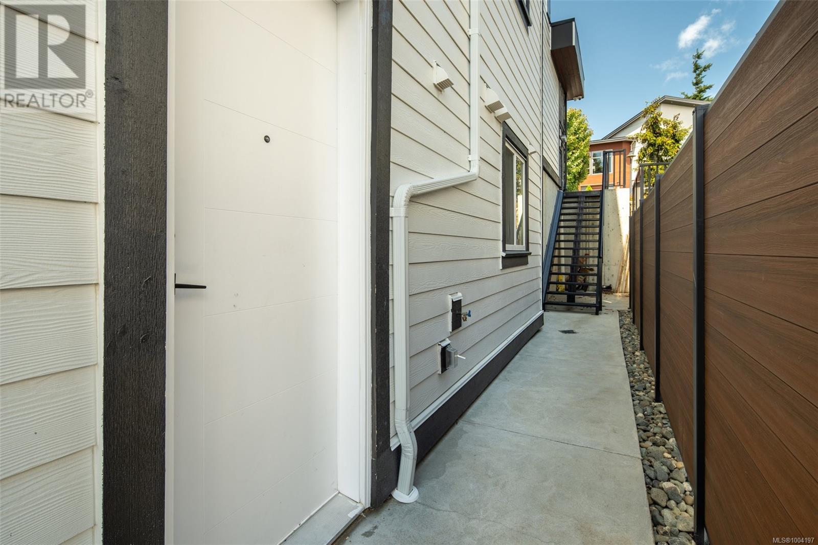 Property at 2197 Navigators Rise image 2